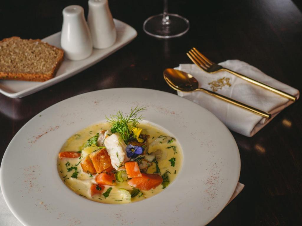 Courtmacsherry Hotel 외부 사진