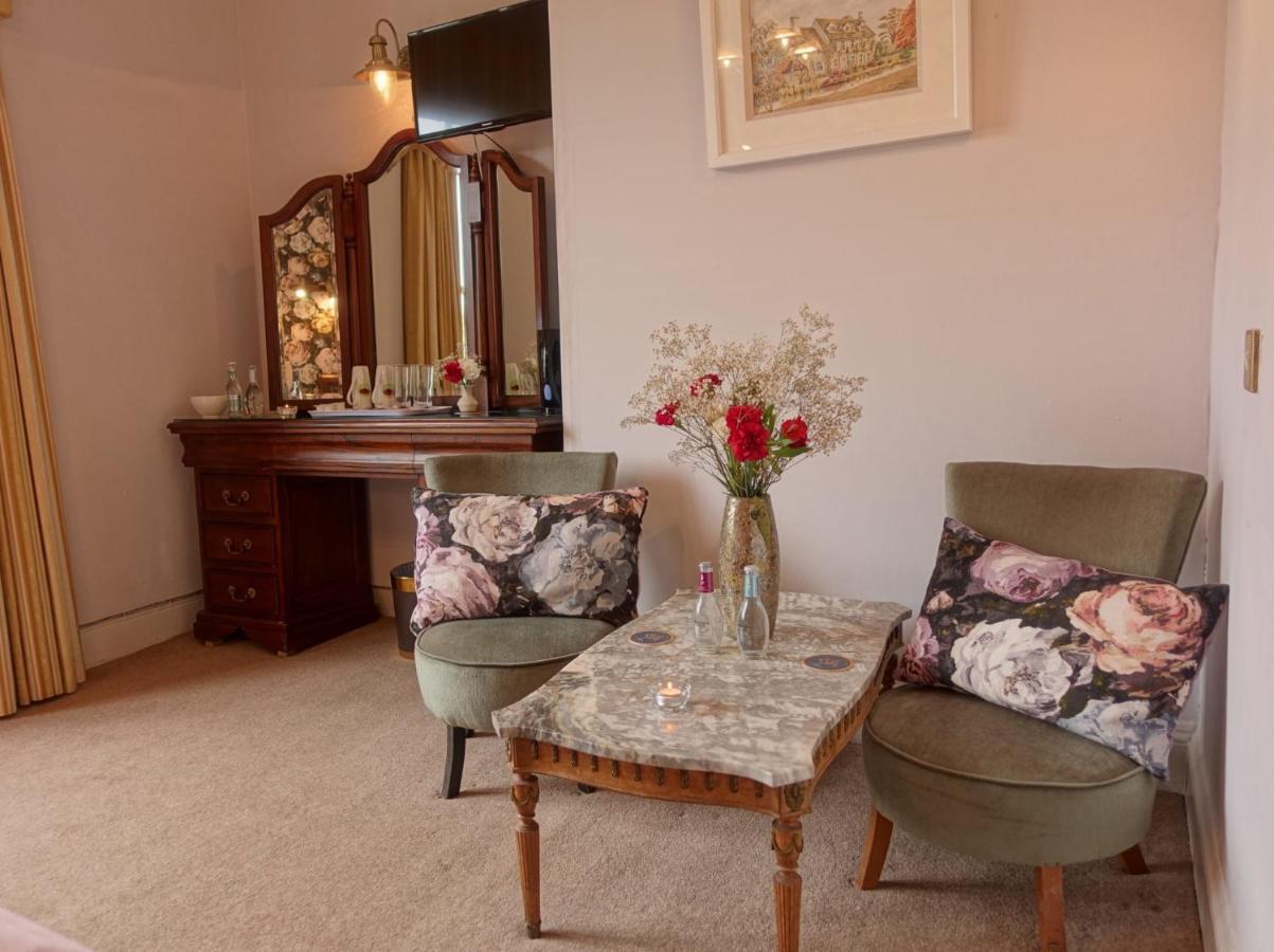 Courtmacsherry Hotel 외부 사진